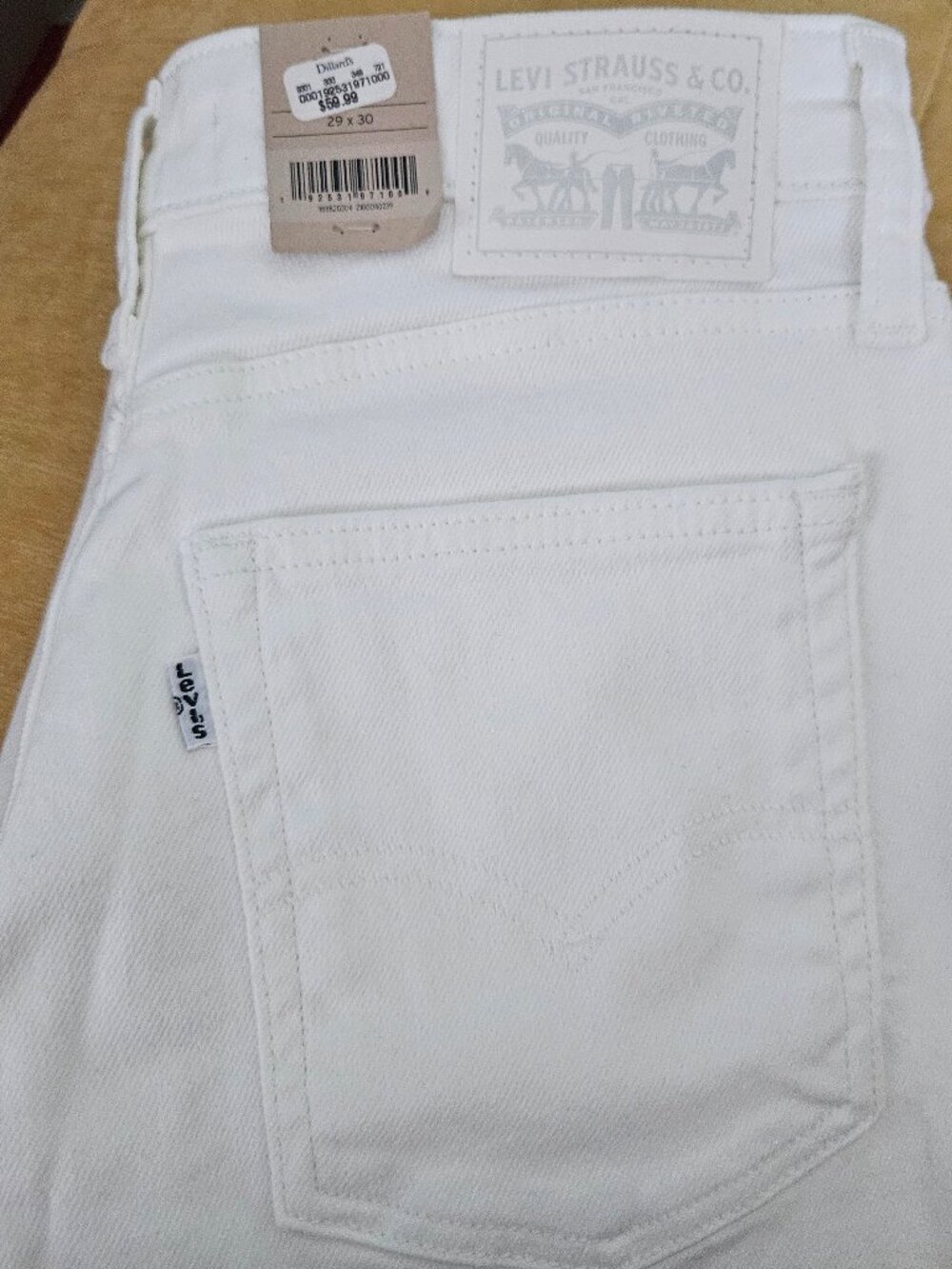 White Levi's 721 High Rise Skinny